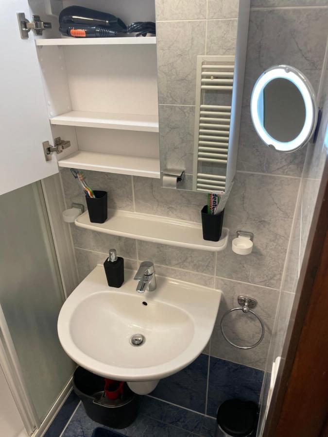Gezellige Studio-1 slaapkamer *4p* strand/zee 50m Oostende Buitenkant foto
