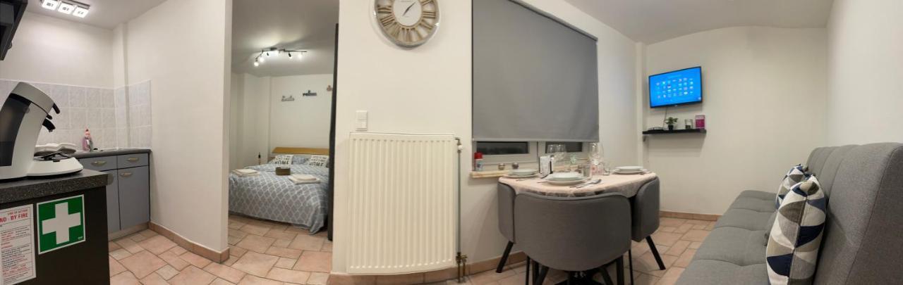 Gezellige Studio-1 slaapkamer *4p* strand/zee 50m Oostende Buitenkant foto