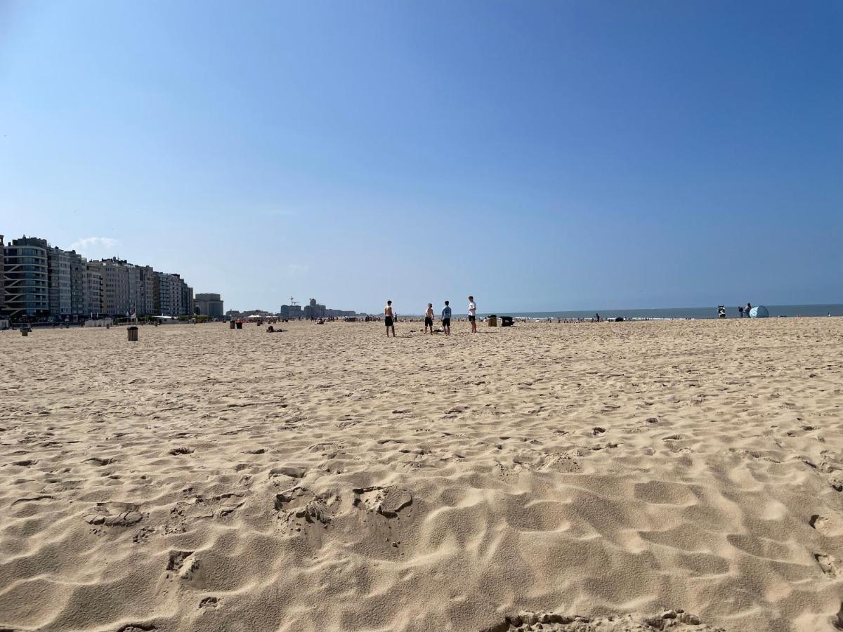 Gezellige Studio-1 slaapkamer *4p* strand/zee 50m Oostende Buitenkant foto